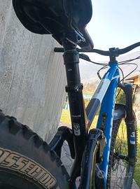 Bicicletta Mondraker super foxi 2025