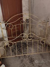 Letto matrimoniale in ferro battuto vintage