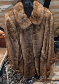 Splendido Cappotto in Vera Pelliccia di Visone