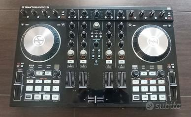 Traktor S4 MKII