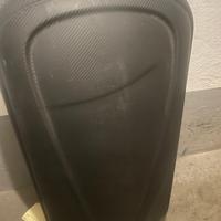 Contenitore per bagagli auto