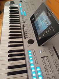Yamaha tyros 4