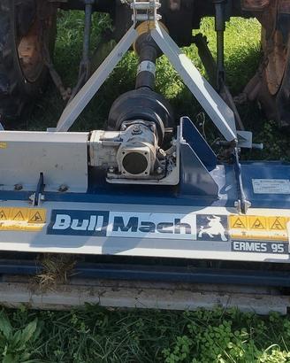 Trinciatrice Bull Mach Ermes 95 per trattore