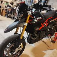 Aprilia Dorsoduro 900