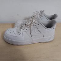 sneakers Nike Air Force 1 bianche
