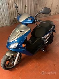 Scooter Benelli Velvet 125
