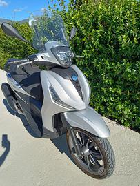 Piaggio Beverly 300s hpe