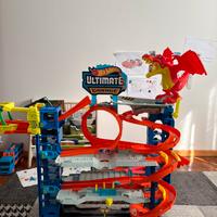 Mega garage Hot Wheels