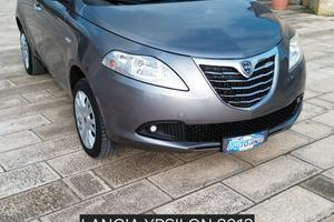 lancia ypsilon 2013