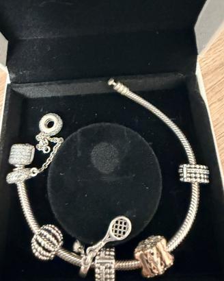 Bracciale Pandora con 5 charme