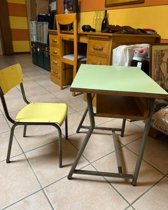 Tavolino asilo anni 70