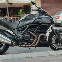 Ducati diavel carbon 1200