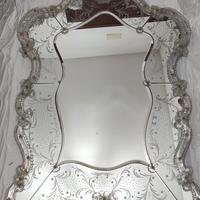 specchio in vetro di Murano