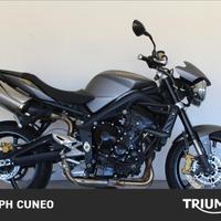 TRIUMPH Street Triple 675 R