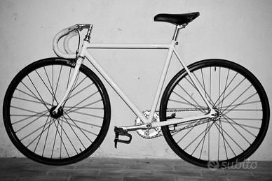 Bicicletta single speed / scatto fisso