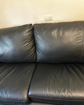Divano letto semi nuovo nero 