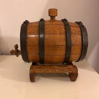 Botte in legno con rubinetto stile rustico arti