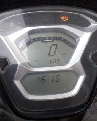 Kymco People s 150