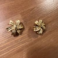 Orecchini trifari vintage