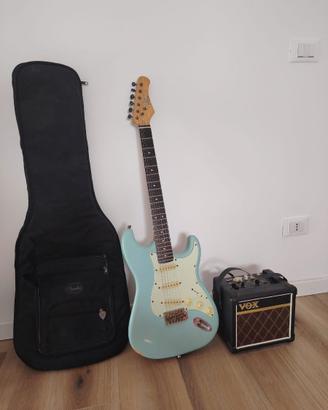 Eko Stratocaster Relic + ampli VOX + custodia Fend