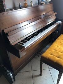Pianoforte verticale Hellas