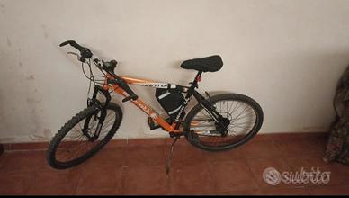 bicicletta Mountain bike 26