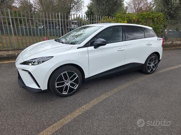 MG MG4 Luxury 64 kWh