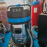 aspirapolvere a 3 motori 