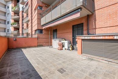 Appartamento di 130 m² con 4 locali e box auto a M