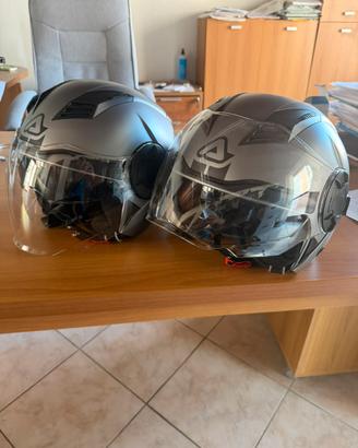2 Caschi scooter/moto