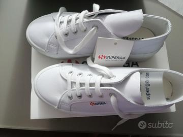 Scarpe Superga Modello Alpina white Abbigliamento e Accessori In vendita a Napoli
