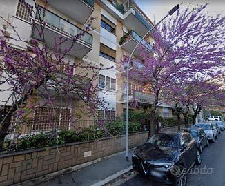 MONOLOCALE A ROMA
