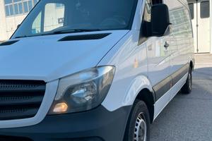 Mercedes sprinter
