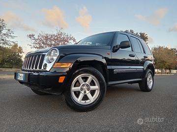 JEEP Cherokee 2.8 CRD "NUOVO DA VEDERE"