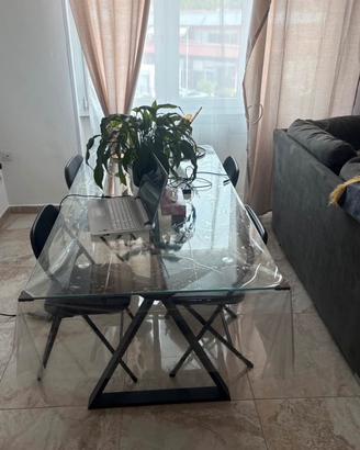Tavolo da pranzo
