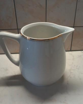 brocca per il latte 1960