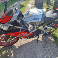 Aprilia rsv4 rf 2020