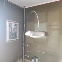 Lampada ad arco Pirro Cuniberti 