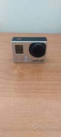 GoPro Hero 3+ con batteria extra e accessorio