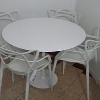 Tavolo Tulip design Eero Saarinen marmo o laminato