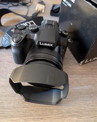 Panasonic Lumix Fz 2000