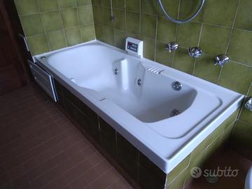 Vasca Idromassaggio da interno