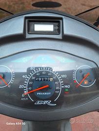 Scooter Pegeout lxr 125
