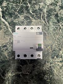 Interruttore Differenziale Siemens 4P 40A 30mA