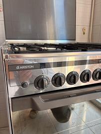 Cucina Ariston acciaio inox