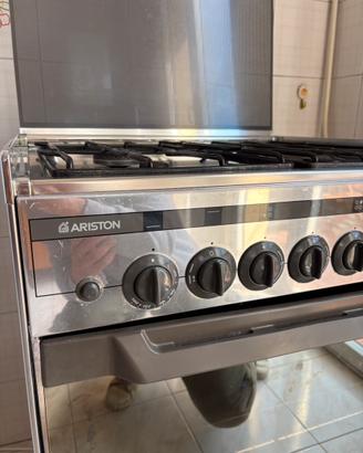 Cucina Ariston acciaio inox