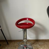 Sgabello rosso