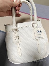 borsa in plastica e simul pelle bianca 