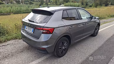 Skoda  Fabia 1.0 incidentata