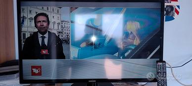 Tv Telefunken 22 pollici e tv Samsung 32 pollici